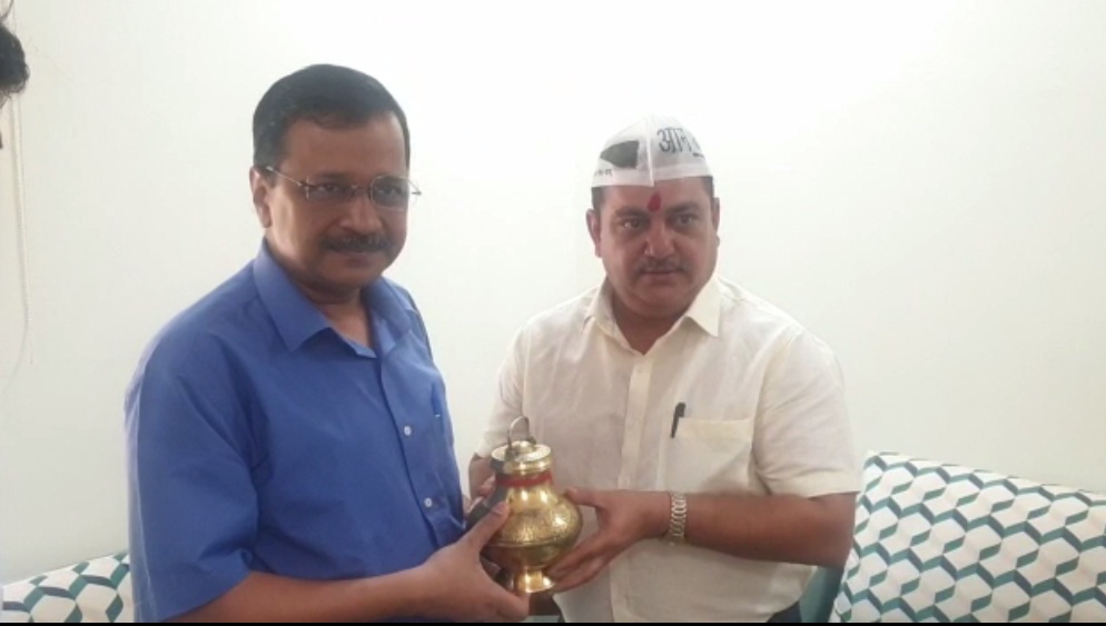 arvind kejriwal in uttarakhand