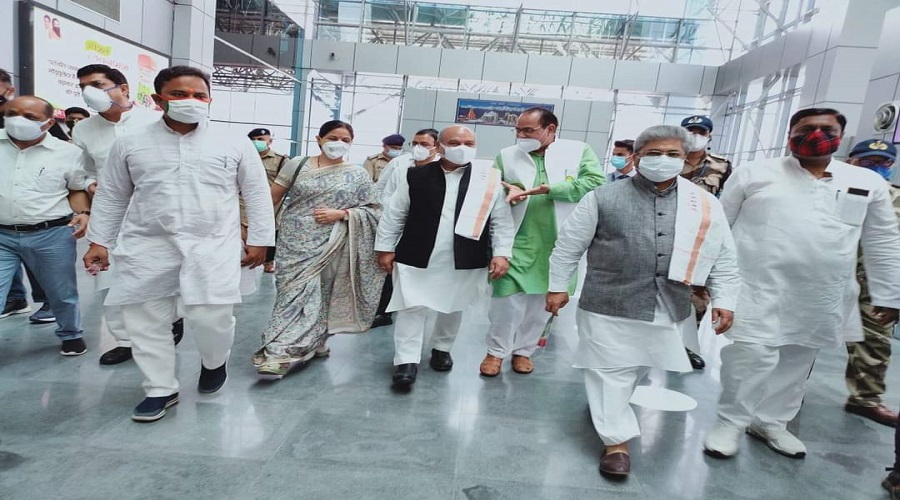 tirath cabinet