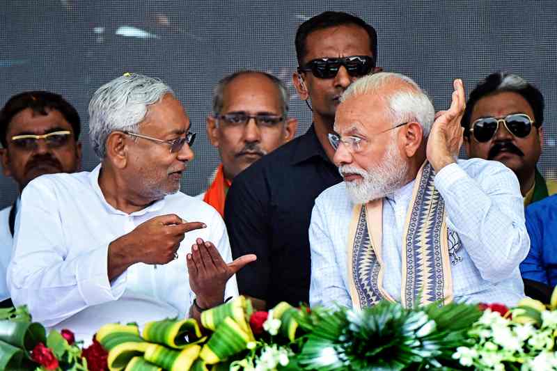 PM-Narendra-Modi-Bihar-CM-Nitish-Kumar