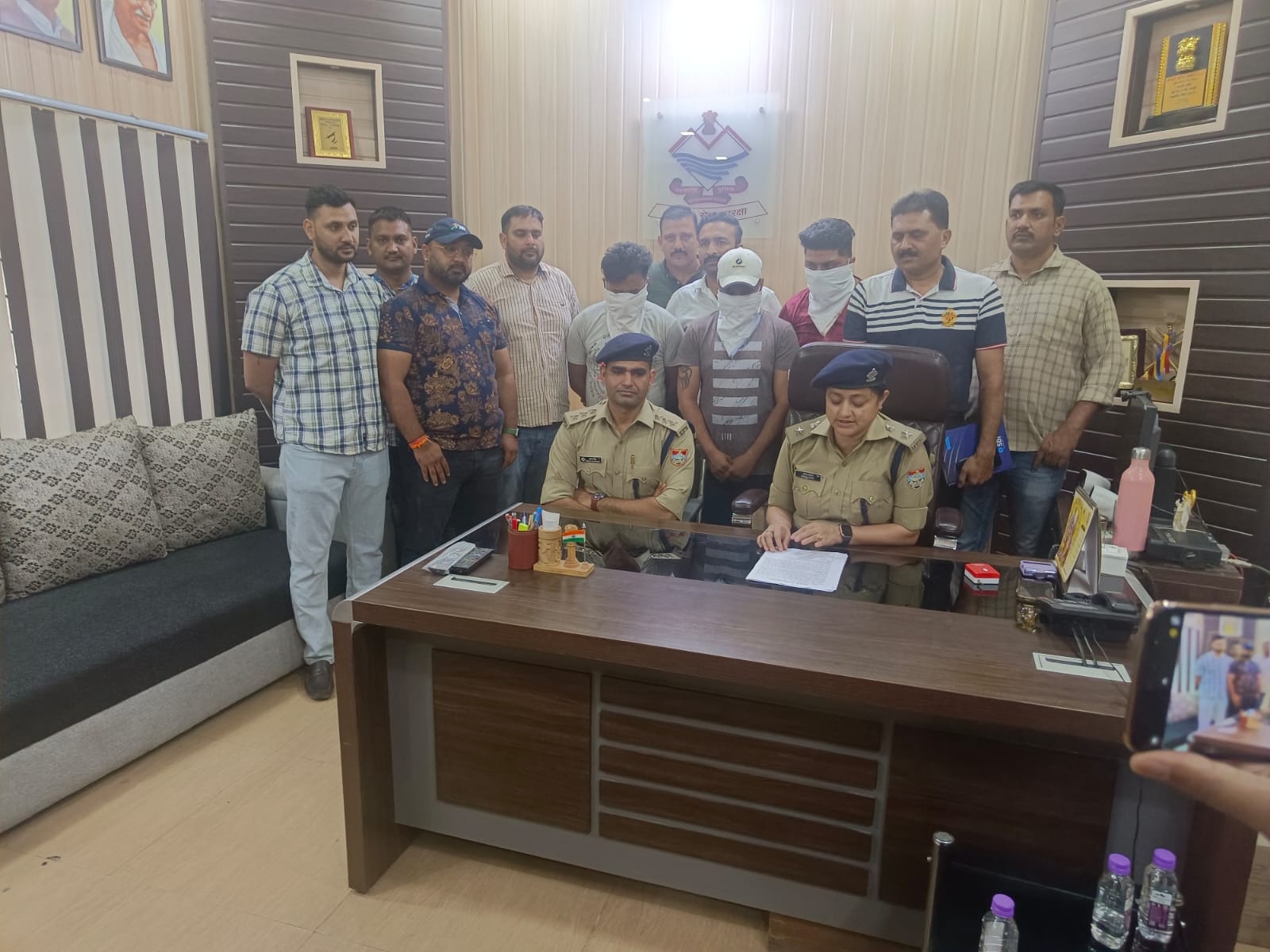 IPL PAR SATTA LAGANE WALE GIRAFTAR क्रिकेट पर सट्टा खिलवाने वाले तीन सटोरिए गिरफ्तार