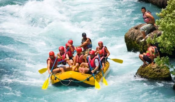 राफ्टिंग rafting in ganga
