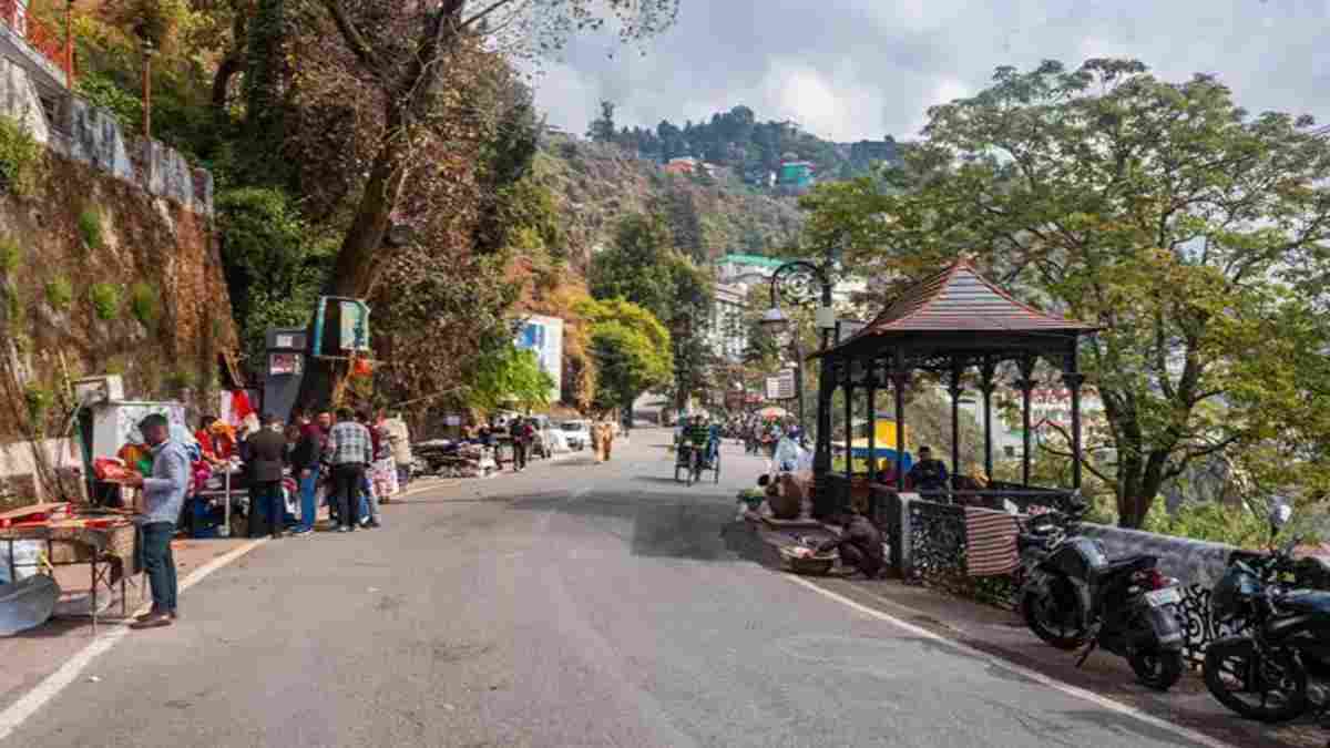 मसूरी मालरोड