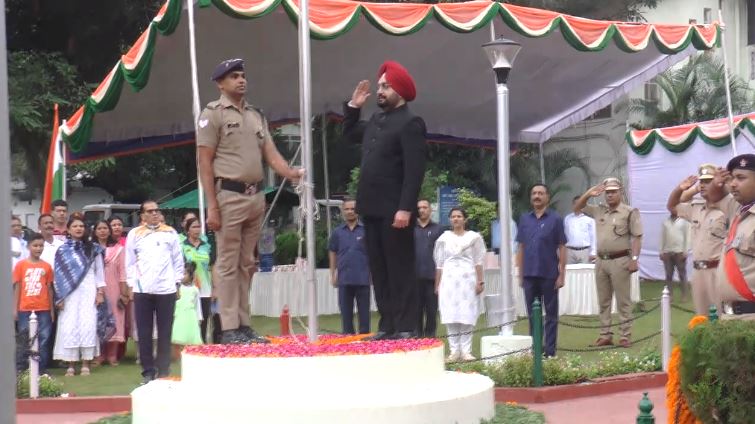 SS SANDHU