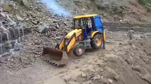 जेसीबी चालक