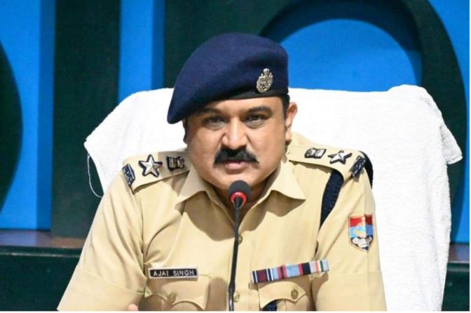 DEHRADUN SSP AJAY SINGH DBS में रैगिंग प्रकरण का पुलिस ने लिया संज्ञान