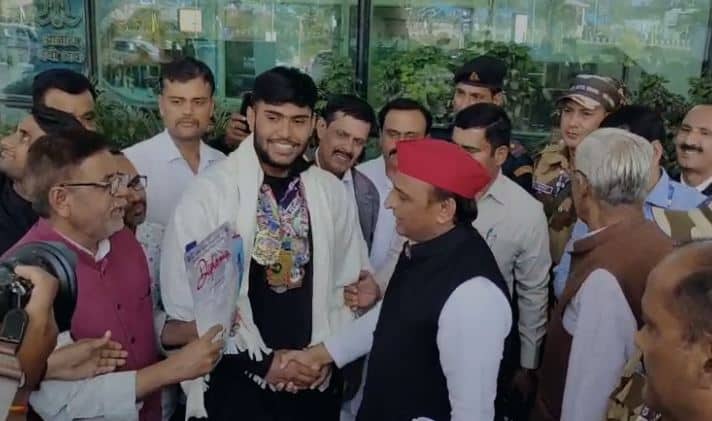 AKHILESH YADAV