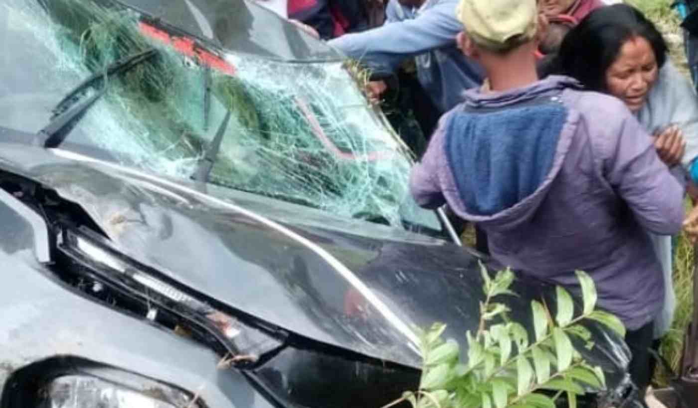 कार दुर्घटनाग्रस्त पिथौरागढ़