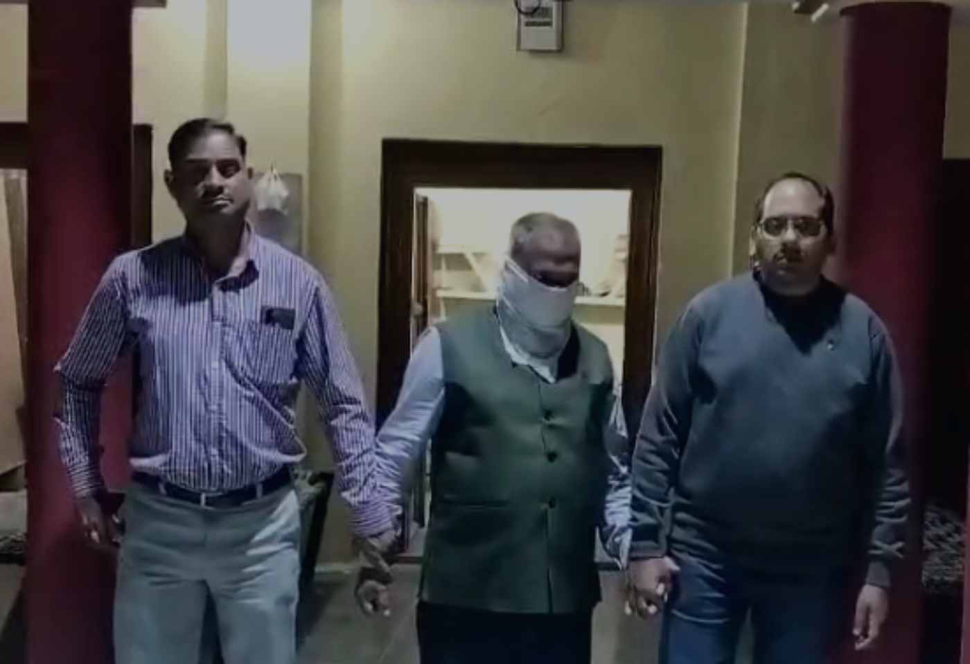 गिरफ्तार