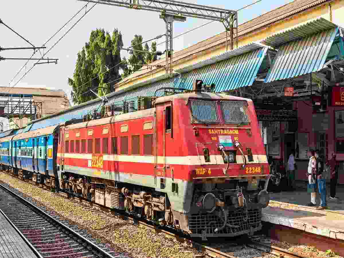 These items cannot be taken in the train, if caught there will be a punishment of three years, know here