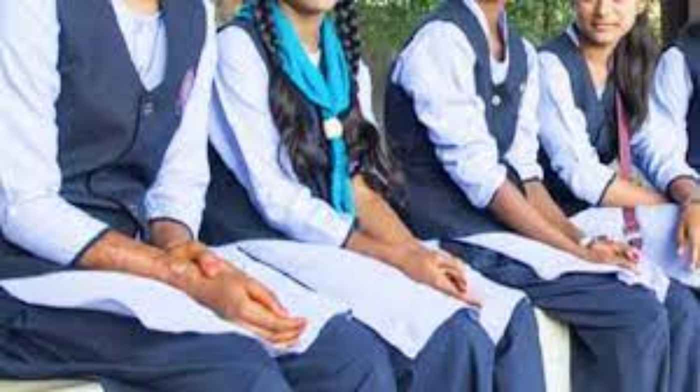 छात्राएं