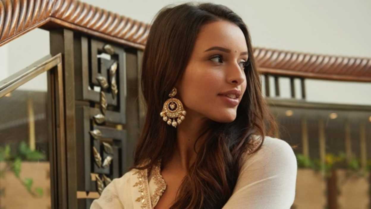 ANIMAL STAR tripti dimri