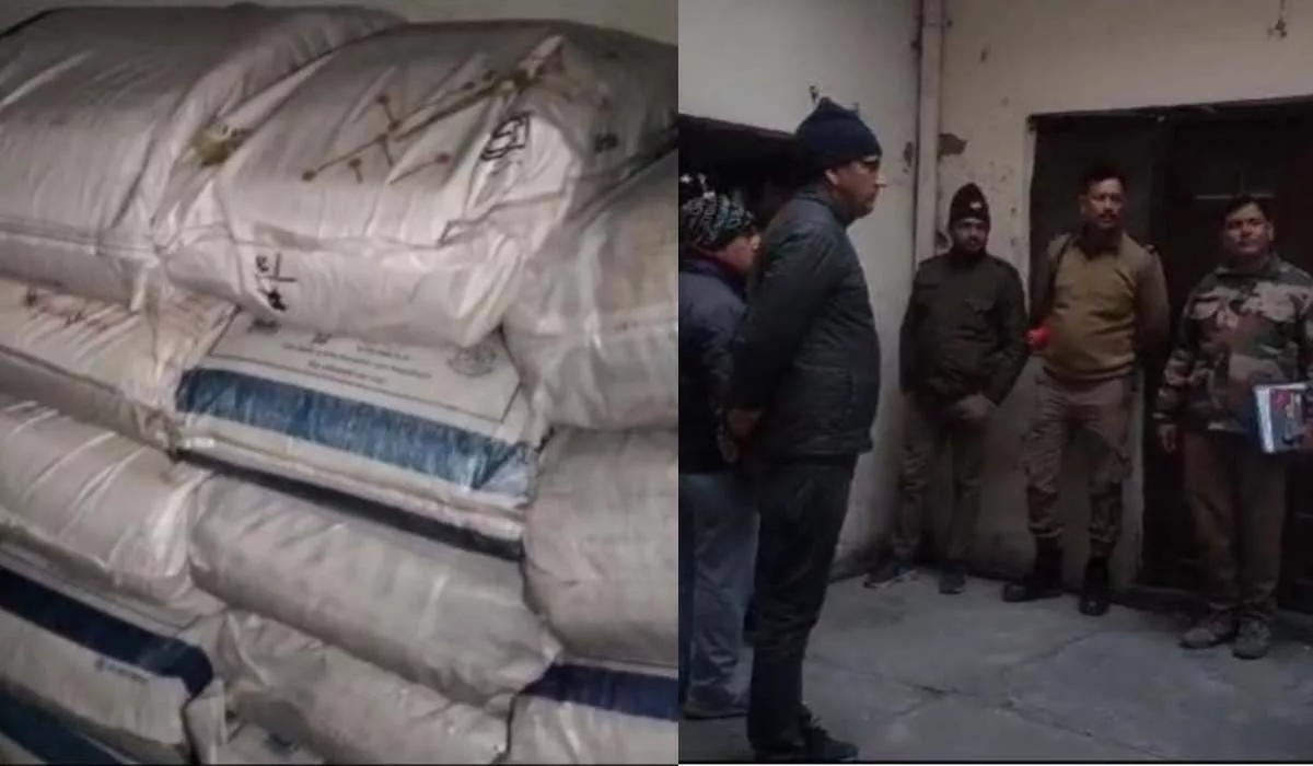 लाखों रुपए की प्रतिबंधित पॉलिथीन का जखीरा बरामद