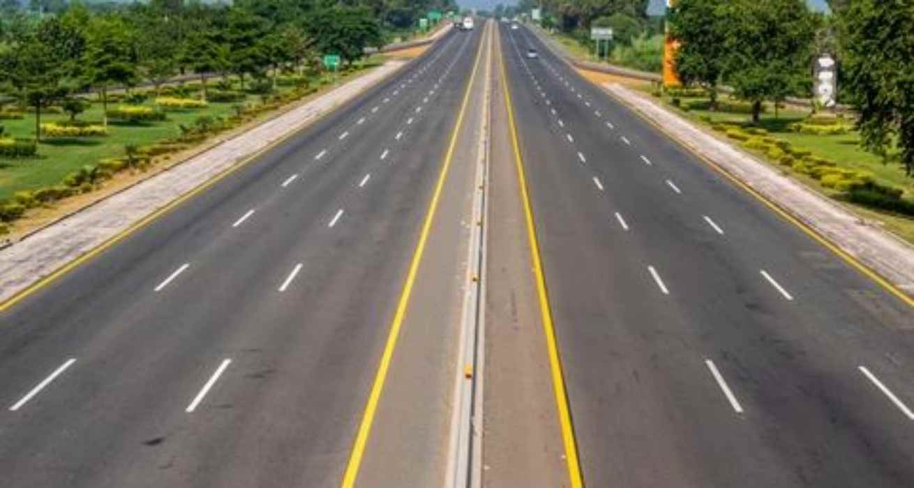 TWO LANE (1) हर्बटपुर से बड़कोट तक अब सड़क होगी डबल लेन