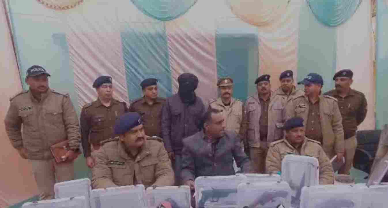 अवैध फैक्ट्री का भंडाफोड़