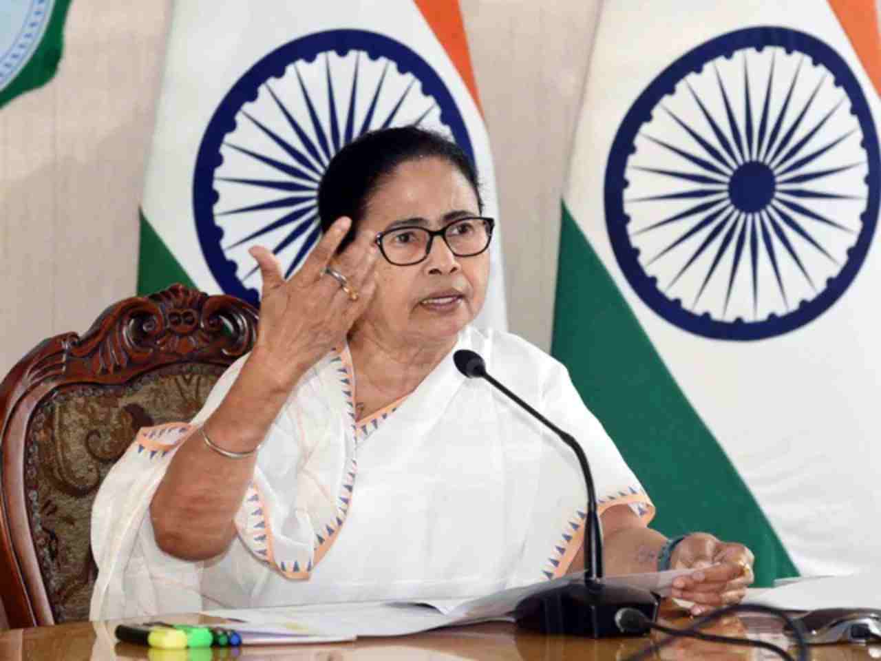 Walk alone, Mamta Banerjee gave a big blow, will contest Lok Sabha elections alone in West Bengal