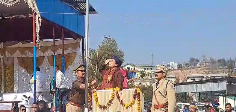 कैबिनेट मंत्री रेखा आर्य ने किया ध्वजारोहण