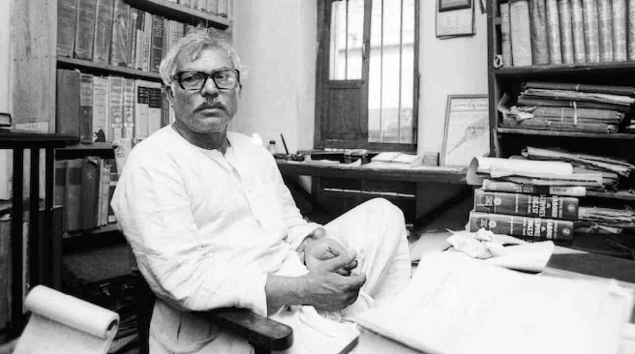 Karpoori Thakur