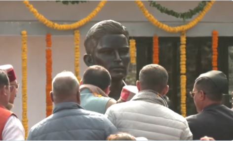 राइफलमैन जसवन्त सिंह रावत की प्रतिमा का किया अनावरण