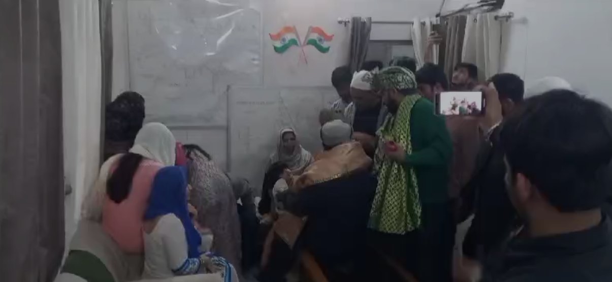 MOHAMMAD SHAMI REACHED PIRAN KALIYAR HARDWAR