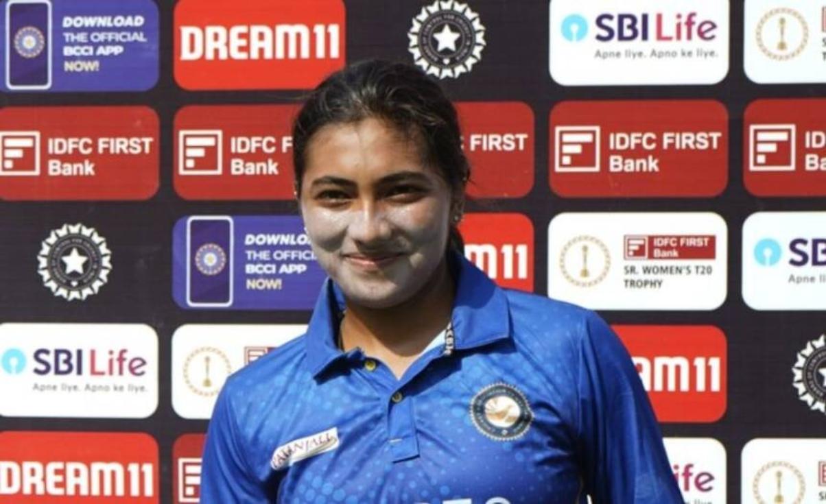 UTTARAKHAND CRICKET TEAM raghvi-bisht-