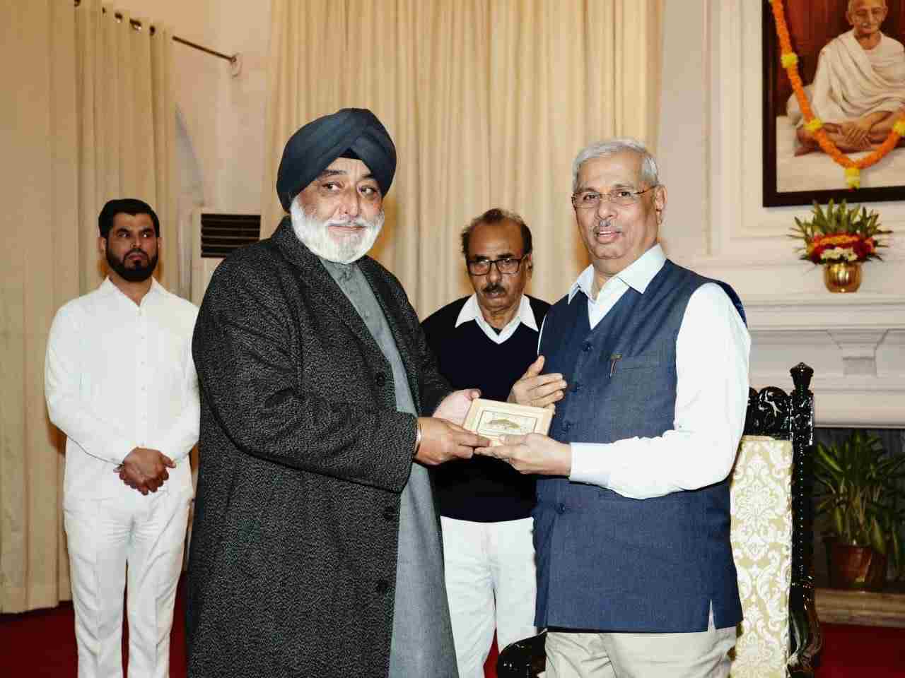 हेमकुंड साहिब के चेयरमैन ने किया पटना साहिब का दौरा, बिहार के राज्यपाल से की मुलाकात,