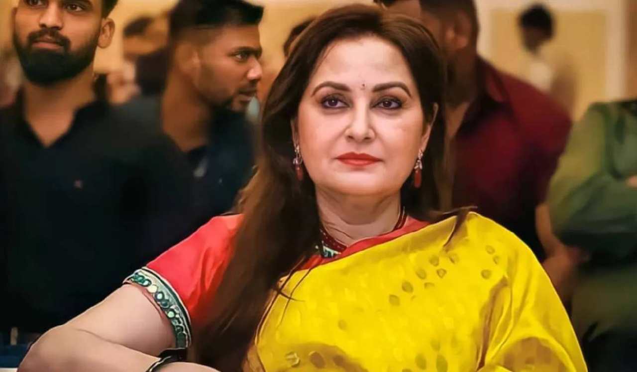 jaya-prada-declared-absconding
