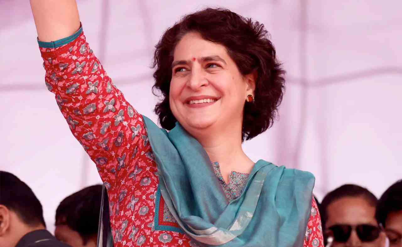 प्रियंका गांधी Priyanka Gandhi's health suddenly deteriorated, admitted to hospital