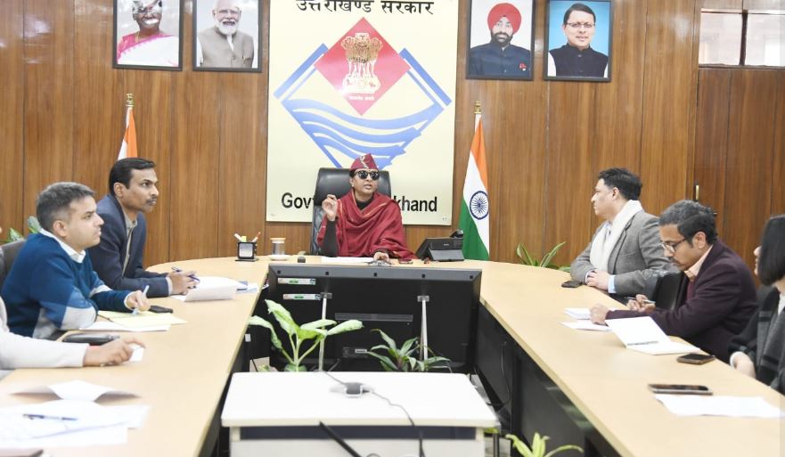 कैंसर अस्पतालों में आयुष्मान कार्ड धारकों के लिए आरक्षित होंगे 25 प्रतिशत बेड, CS ने दिए निर्देश