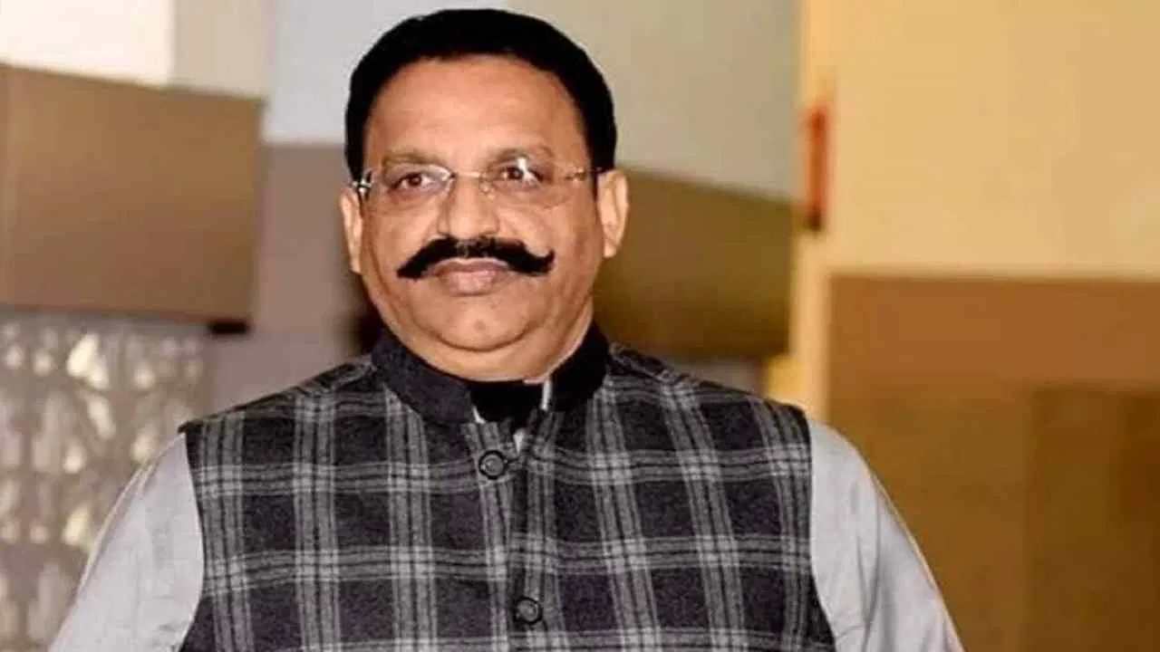When did Mukhtar Ansari enter the world of crime?