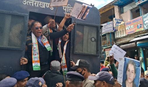 गोपेश्वर में आज सीएम धामी का रोड शो, सड़कों पर उतरे कांग्रेस कार्यकर्ता