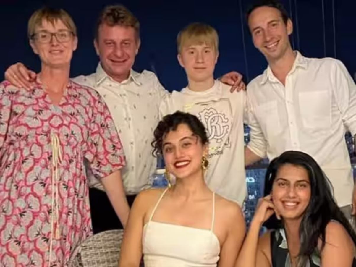 Taapsee-Pannu-wedding with Mathias-Boe
