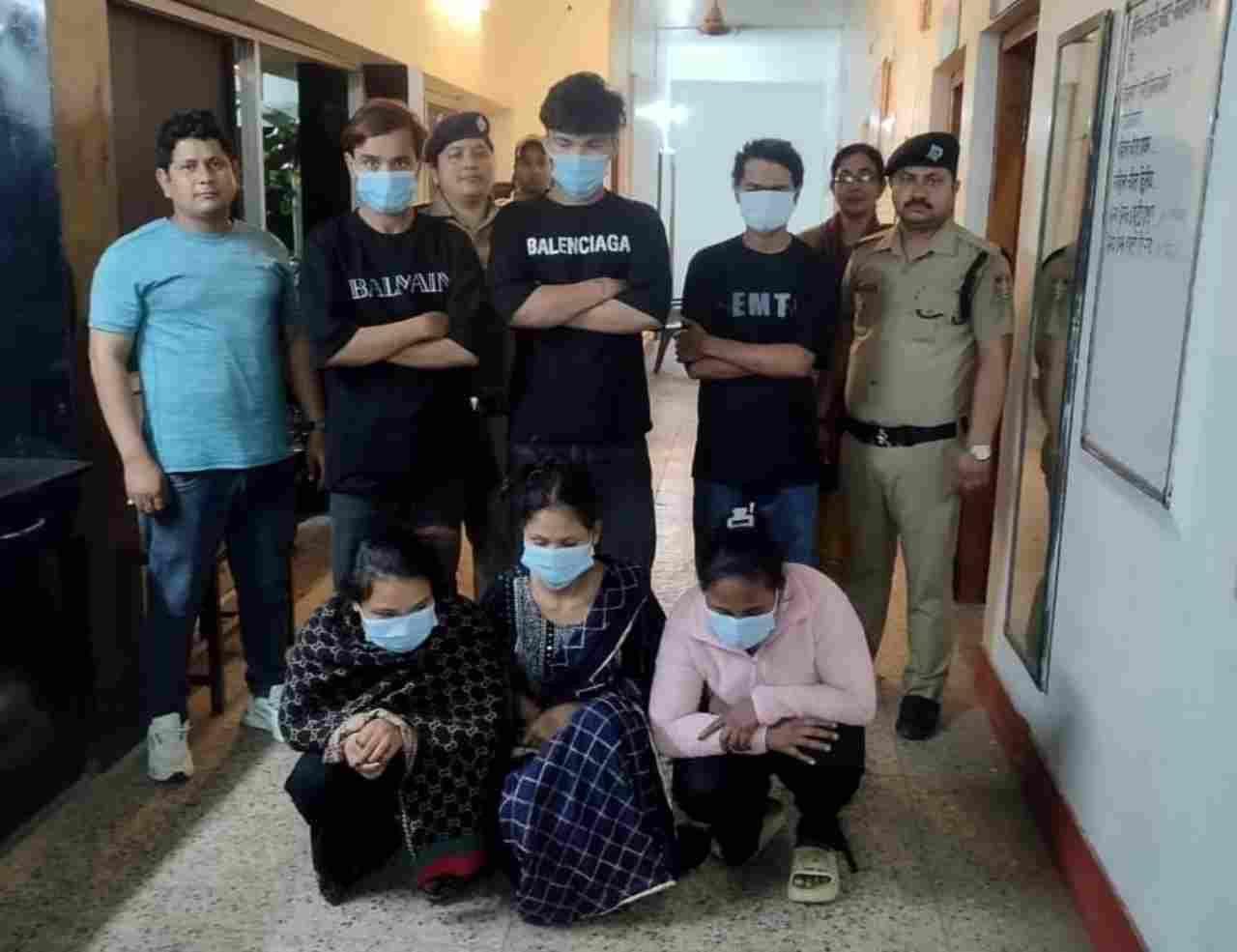 सैक्स रैकेट का भंडाफोड़