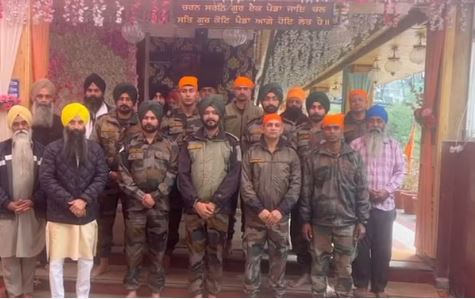 इस दिन खुलेंगे हेमकुंड साहिब के कपाट, यात्रा मार्ग से बर्फ हटाने के लिए सेना के जवान हुए रवाना