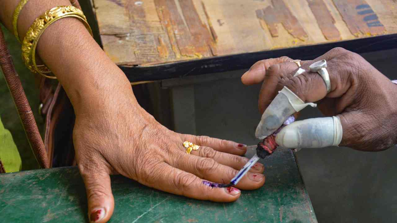 75.66% voting in West Bengal till 5 pm