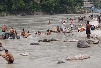 ऋषिकेश घूमने का कर रहे हैं प्लान तो हो जाएं सावधान