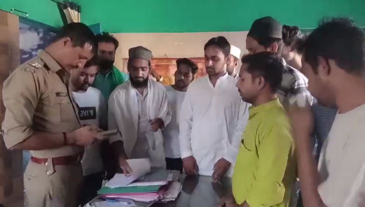 रुड़की के बाद अब मंगलौर के लोगों में आक्रोश, कुरान का पन्ना फाड़ने वाले युवक के खिलाफ दी तहरीर