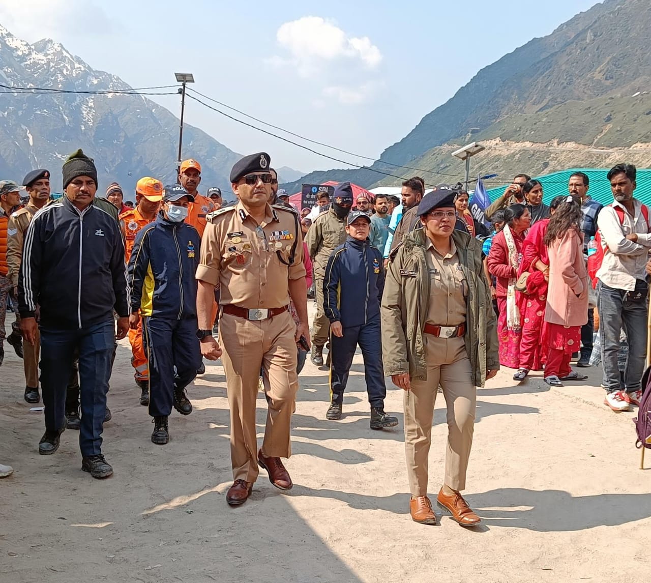 सुरक्षा व्यवस्थाओं का जायजा लेने केदारनाथ धाम पहुंचे DGP