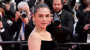 aditi-rao-hydari-in l-black-and-white-gaurav-gupta-gown-at-cannes-red-carpet