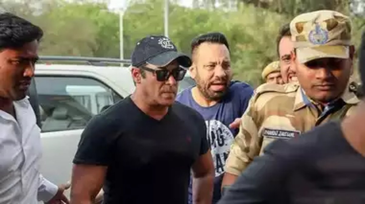 salman khan firing case accused COMMIT suicide