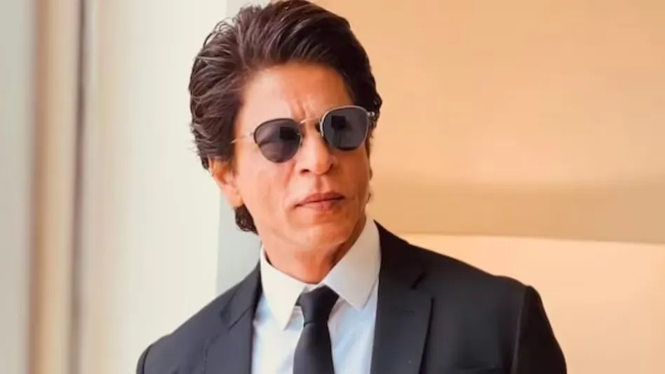Shah Rukh Khan Hospitalized