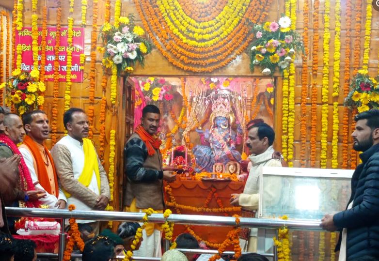विधि विधान से खुले यमुनोत्री धाम के कपाट