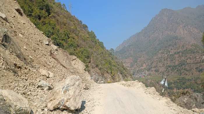 यमनोत्री हाइवे (1)