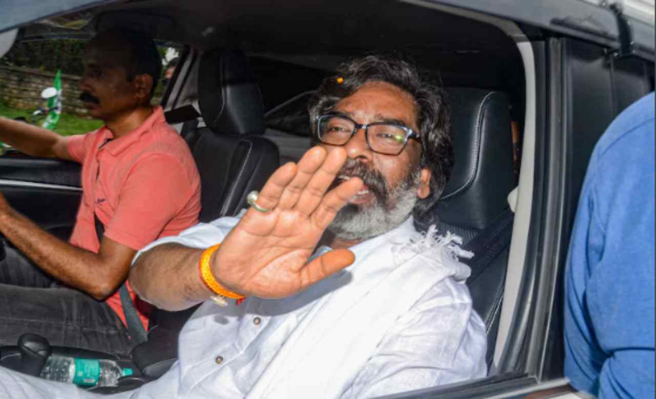 Hemant Soren came out of jail