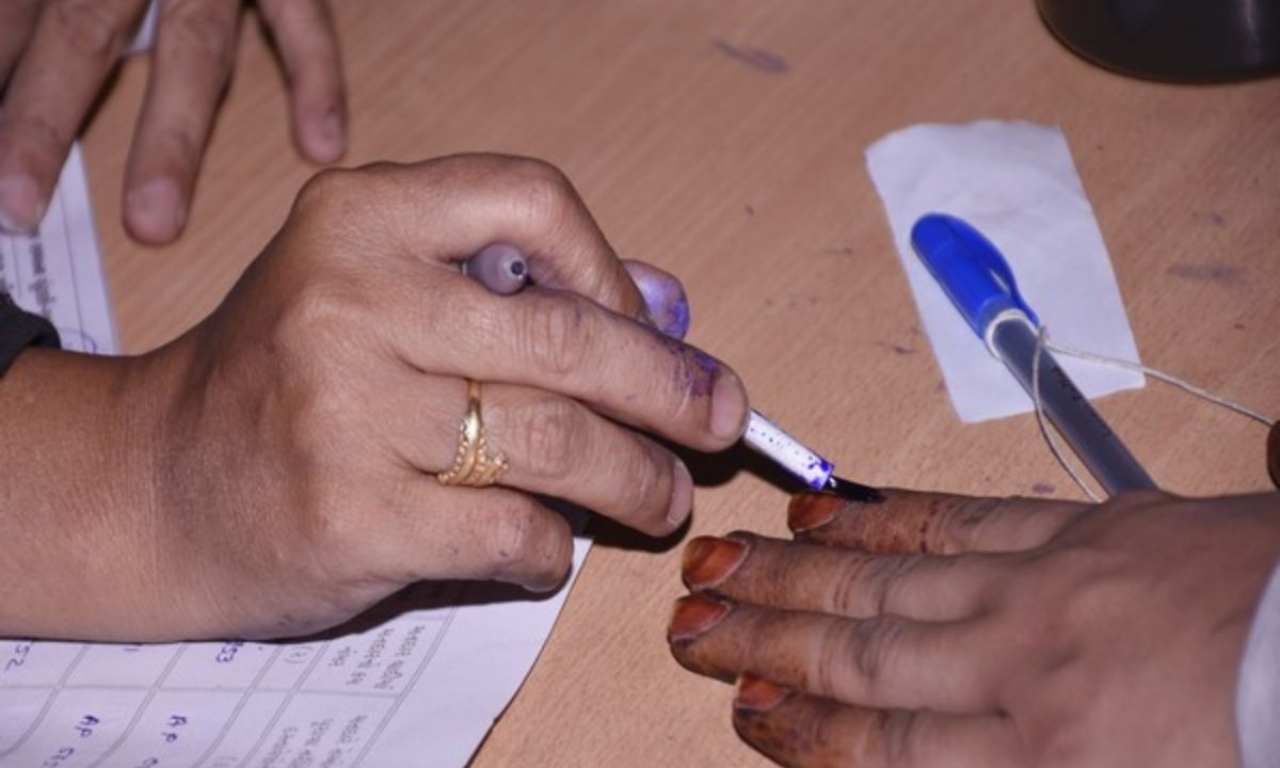 7 phase Voting Live