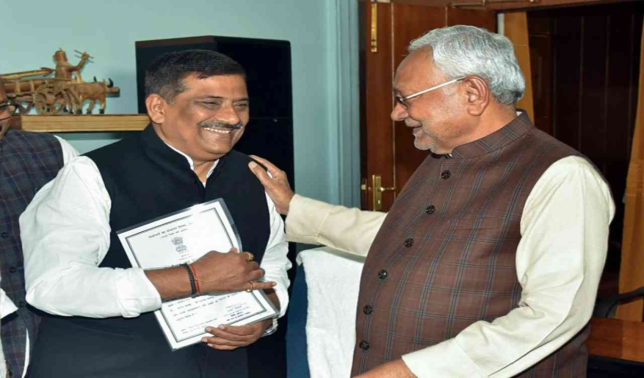 Who became the working president of JDU?