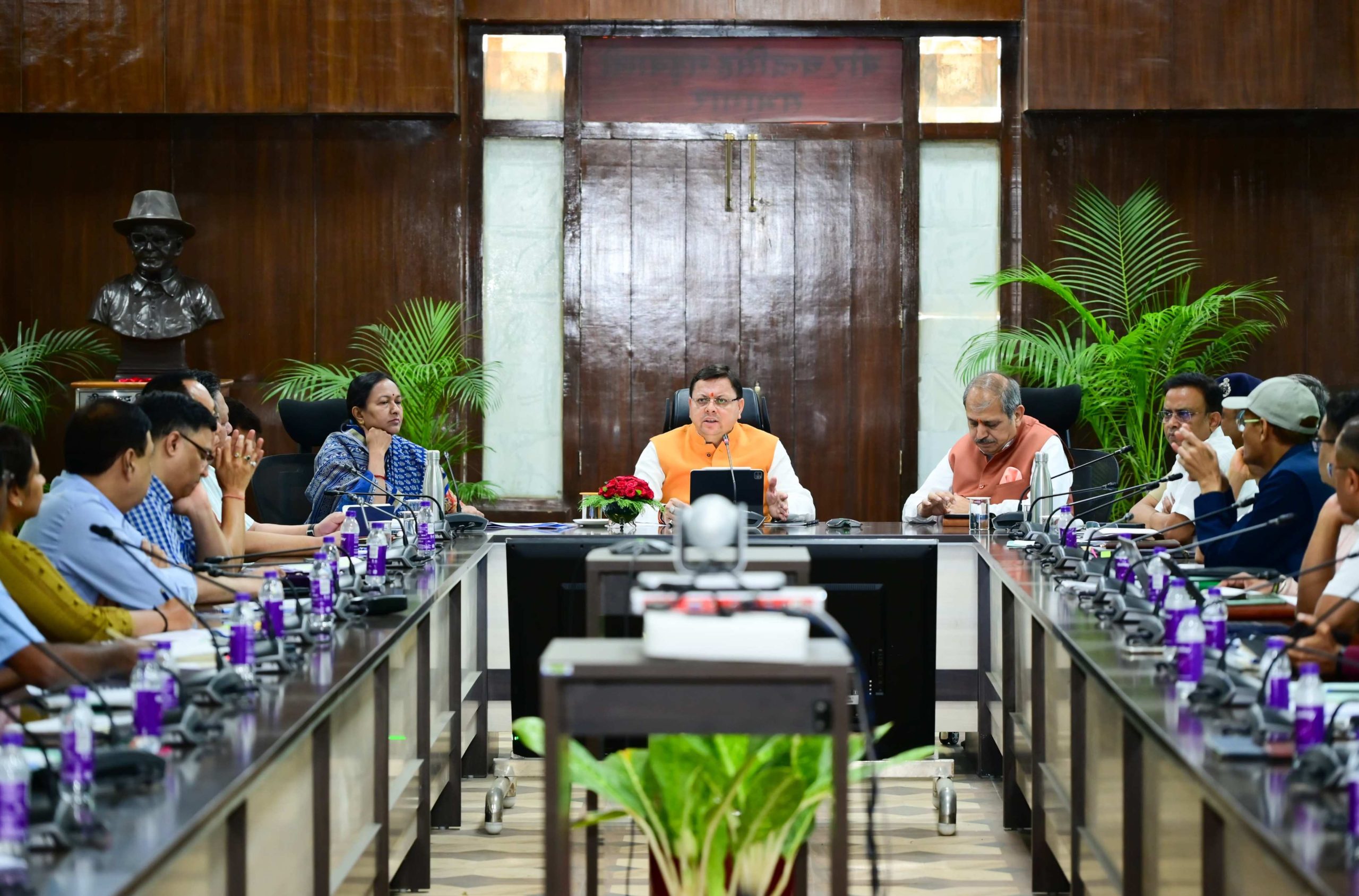 Cm dhami
