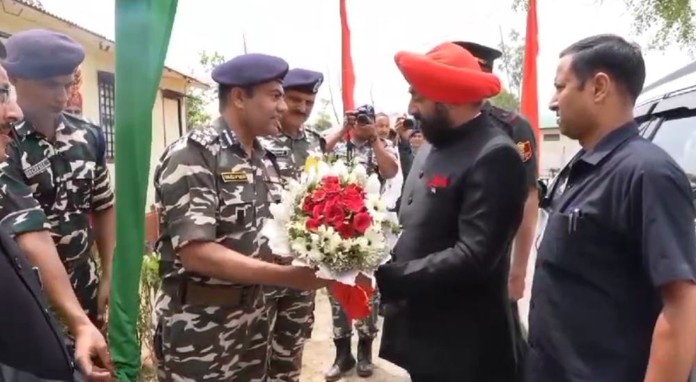 राज्यपाल पहुंचे बनबसा