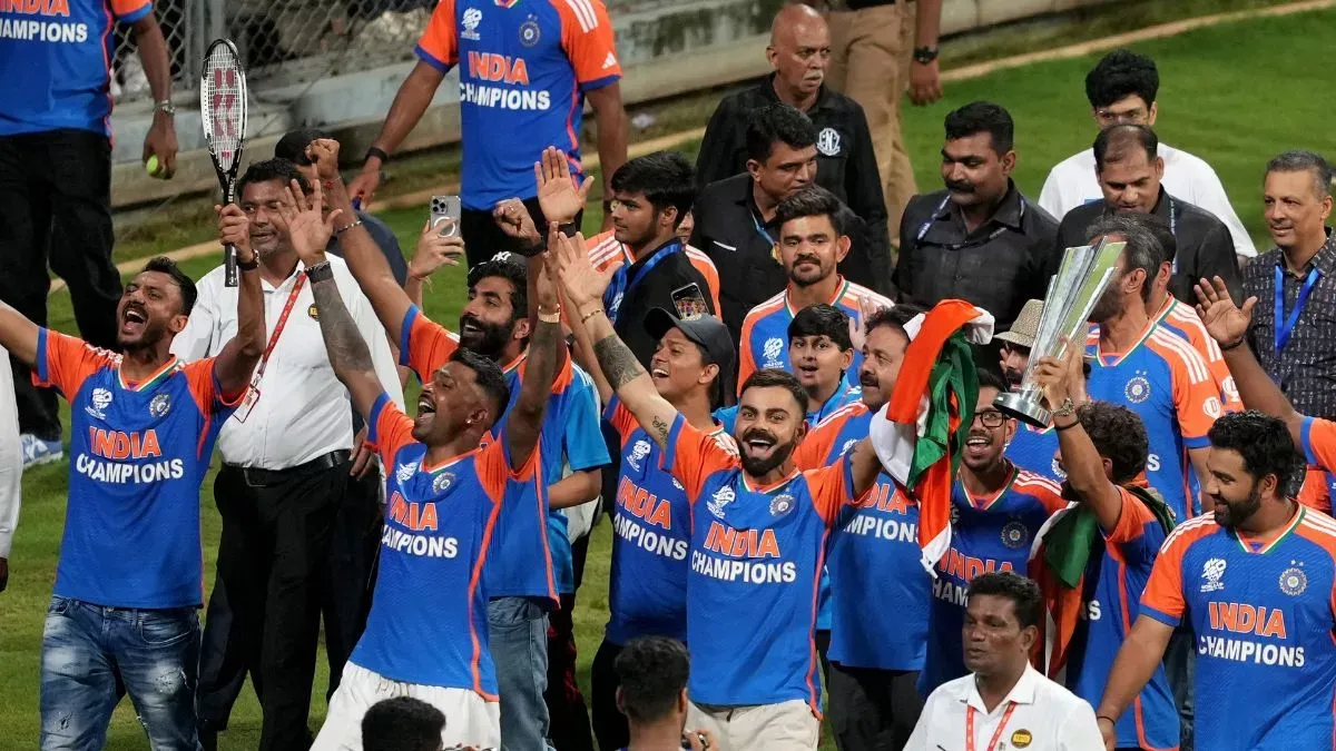 team_india_victory_lap_AFTER WINNING T20 WORLD CUP 2024