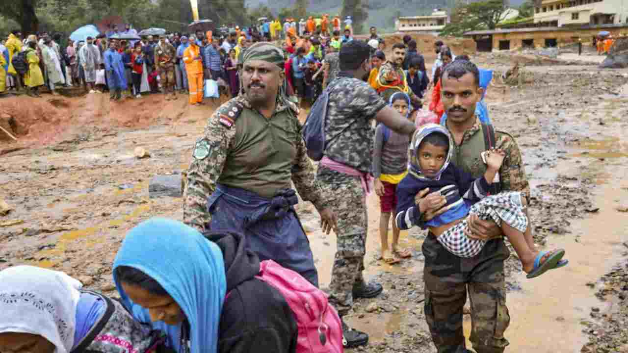 Rain in Wayanad is creating trouble for rescue