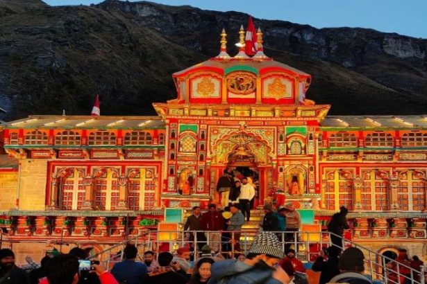 BADRINATH बद्रीनाथ धाम